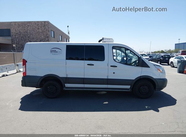 1FTYR1ZM6GKA39176 2016 FORD TRANSIT-250 White Vista interior trasera