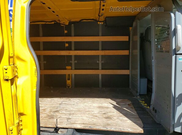 1FTYR2ZM8GKA90166 2016 FORD TRANSIT Yellow Вид задньої частини салону