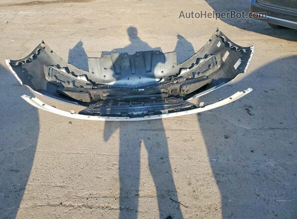 1G1105S39HU195909 2017 CHEVROLET IMPALA White Widok komory silnika