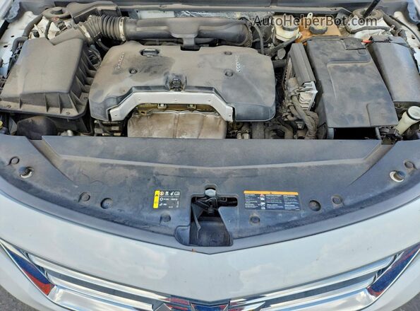 1G1105SA1HU147884 2017 CHEVROLET IMPALA White Widok wnętrza z tyłu