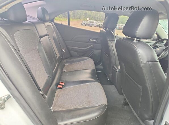 1G11C5SA0GF118726 2016 CHEVROLET MALIBU Белый Вид задних сидений