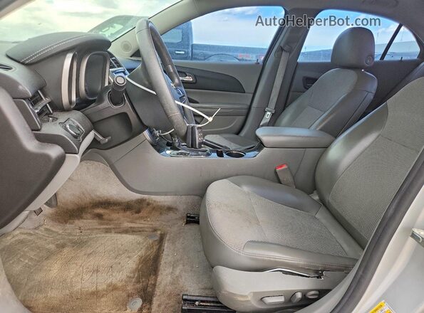 1G11C5SA2GF127041 2016 CHEVROLET MALIBU Серебряный Вид салона спереди