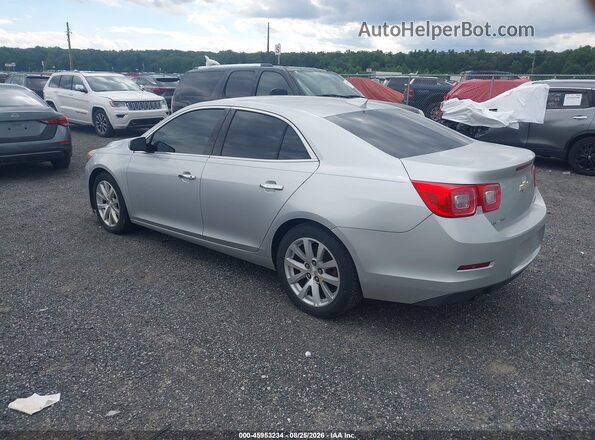 1G11E5SA8GF107001 2016 CHEVROLET MALIBU Серебряный Задняя левая четверть