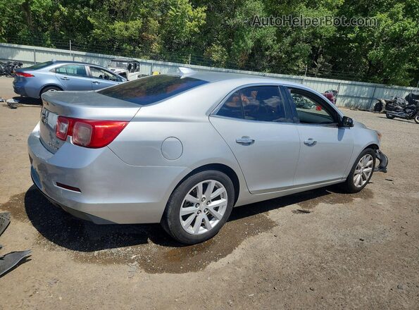 1G11E5SAXGF100552 2016 CHEVROLET MALIBU Серебряный Задняя правая четверть