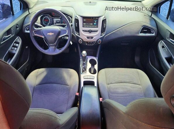 1G1BC5SM0H7186468 2017 CHEVROLET CRUZE Черный Вид панели приборов