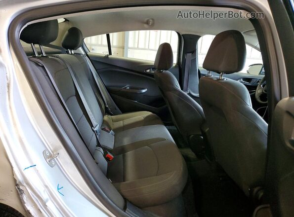 1G1BC5SM0H7199527 2017 CHEVROLET CRUZE Silver Widok tylnych siedzeń