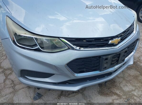 1G1BC5SM1J7124597 2018 CHEVROLET CRUZE Light Blue Вид спереди