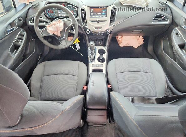 1G1BC5SM1J7175310 2018 CHEVROLET CRUZE Silver Առջևի վահանակի տեսք