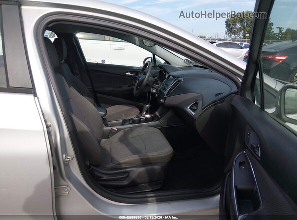 1G1BC5SM1K7148089 2019 CHEVROLET CRUZE Silver Front interior view