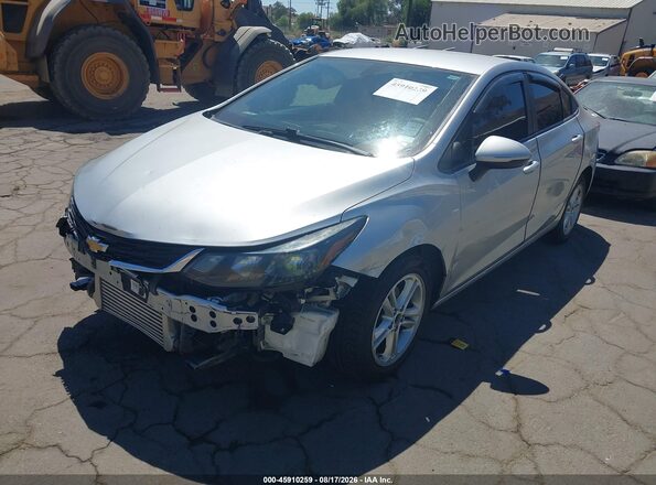 1G1BC5SM3J7121622 2018 CHEVROLET CRUZE Silver წინა მარცხენა ხედი სამი მეოთხედიდან