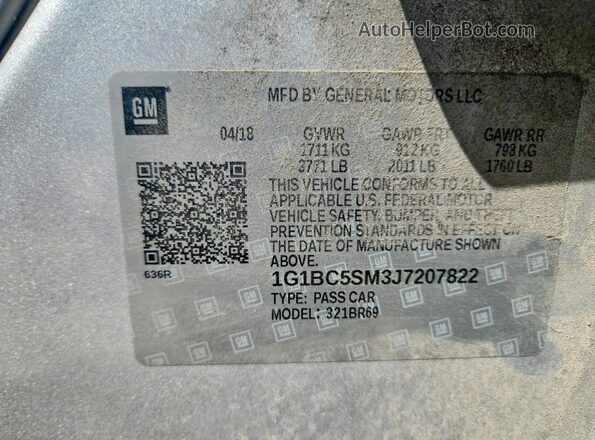 1G1BC5SM3J7207822 2018 CHEVROLET CRUZE Silver Widok komory silnika