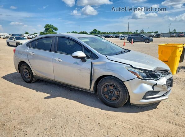 1G1BC5SM3J7207822 2018 CHEVROLET CRUZE Silver Przód prawy