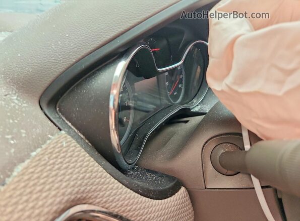1G1BC5SM5H7144331 2017 CHEVROLET CRUZE Silver Вид щитка приладів