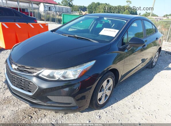 1G1BC5SM5H7211154 2017 CHEVROLET CRUZE Черный Передняя левая четверть