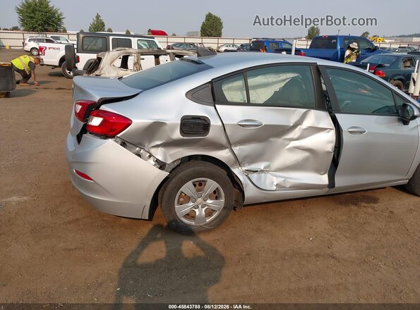 1G1BC5SM6J7219902 2018 CHEVROLET CRUZE Серебряный Вид спереди