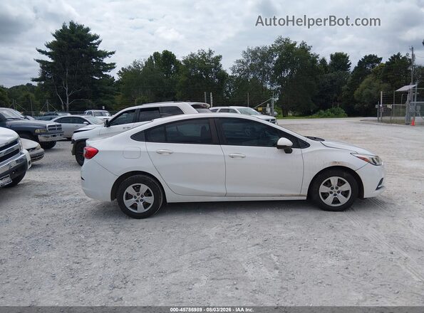 1G1BC5SMXJ7225962 2018 CHEVROLET CRUZE White Widok wnętrza z tyłu