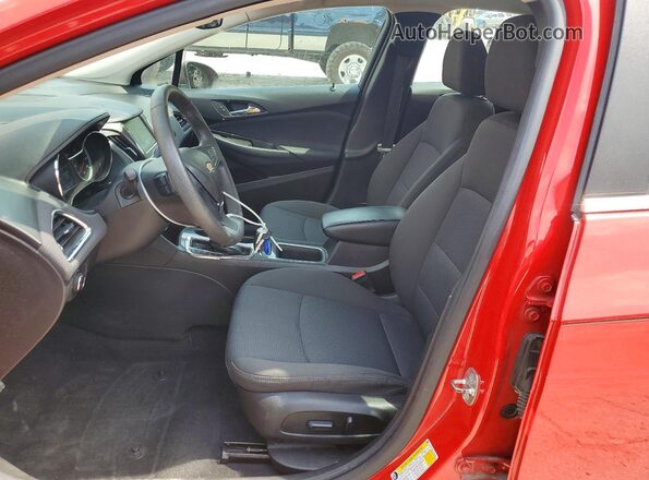 1G1BE5SM0J7211501 2018 CHEVROLET CRUZE Red წინა სალონის ხედი