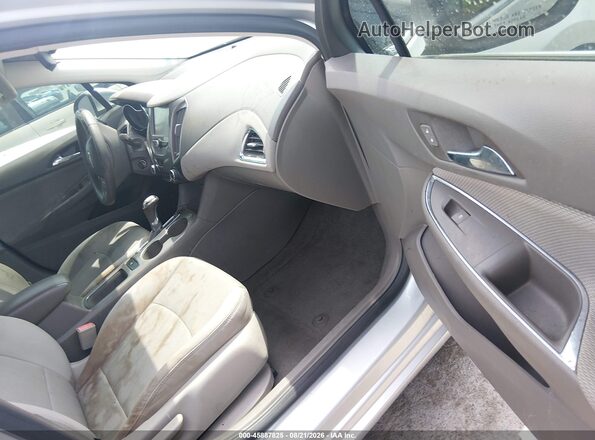 1G1BE5SM2G7317232 2016 CHEVROLET CRUZE Silver Widok wnętrza z przodu