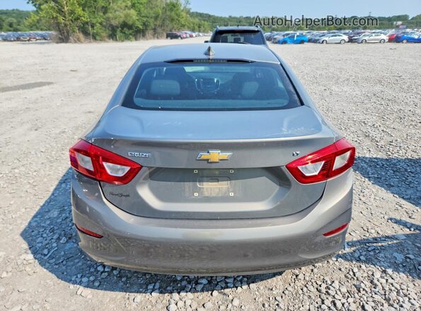 1G1BE5SM2H7157015 2017 CHEVROLET CRUZE Серый Вид сзади