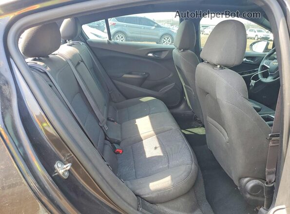 1G1BE5SM2H7167611 2017 CHEVROLET CRUZE Charcoal Widok tylnych siedzeń