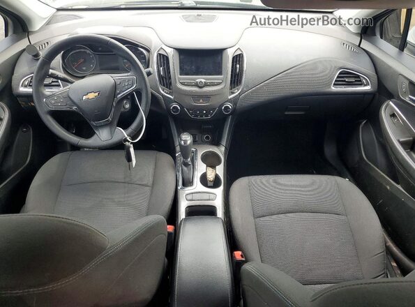1G1BE5SM2K7138178 2019 CHEVROLET CRUZE Белый Вид панели приборов