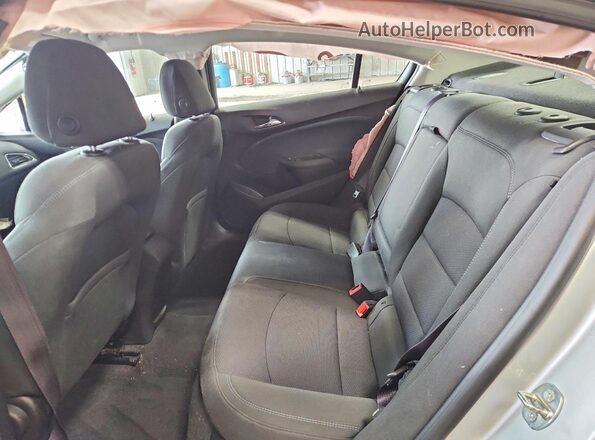 1G1BE5SM4G7253114 2016 CHEVROLET CRUZE Silver Widok tylnych siedzeń