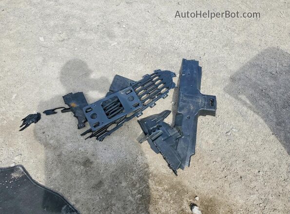 1G1BE5SM4J7234697 2018 CHEVROLET CRUZE Серебряный Вид подкапотного пространства