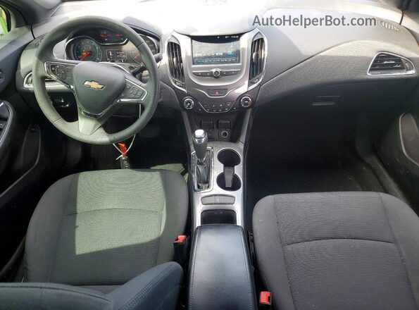 1G1BE5SM8J7230927 2018 CHEVROLET CRUZE Black Вид панелі приладів