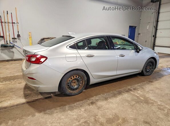 1G1BF5SM9J7208481 2018 CHEVROLET CRUZE Серебряный Задняя правая четверть