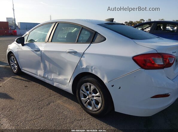 1G1BJ5SM3K7104147 2019 CHEVROLET CRUZE White Widok z przodu