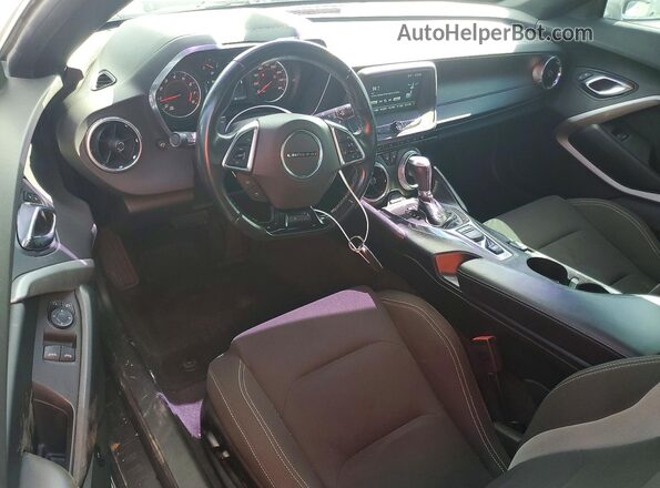 1G1FB1RS8H0114833 2017 CHEVROLET CAMARO Silver Vista del salpicadero