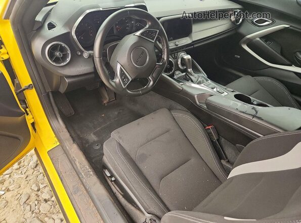 1G1FB1RS9G0174375 2016 CHEVROLET CAMARO Yellow Vista del salpicadero