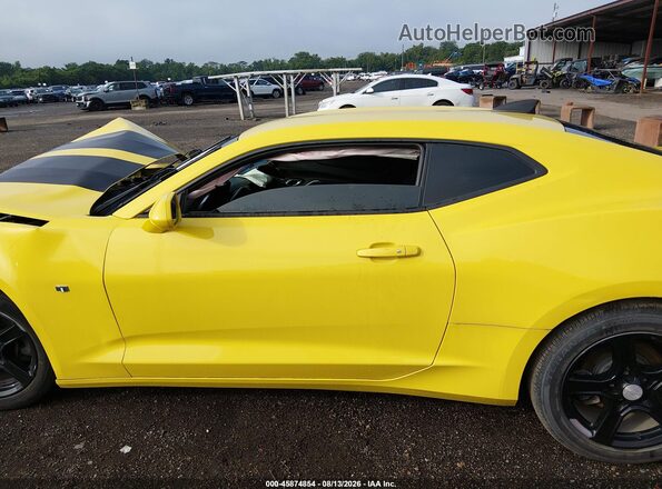 1G1FB1RSXH0118642 2017 CHEVROLET CAMARO Yellow 360 interior view