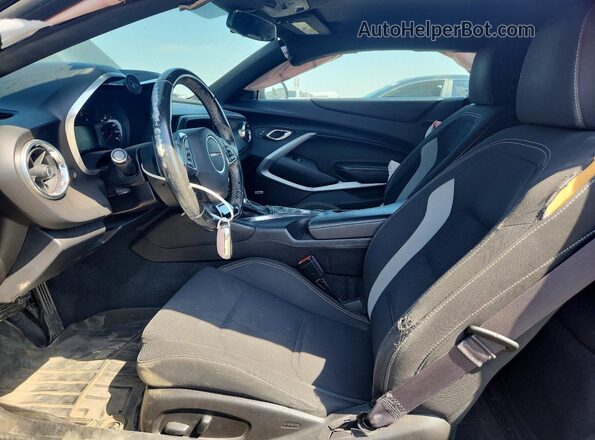1G1FB1RX2G0167649 2016 CHEVROLET CAMARO Черный Вид салона спереди