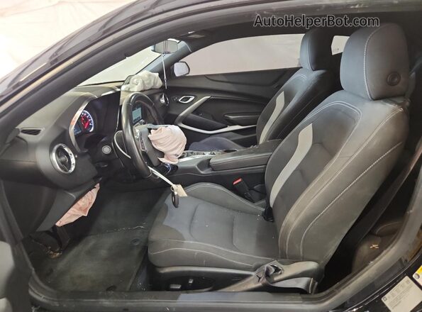 1G1FB1RX8J0104501 2018 CHEVROLET CAMARO Black 
