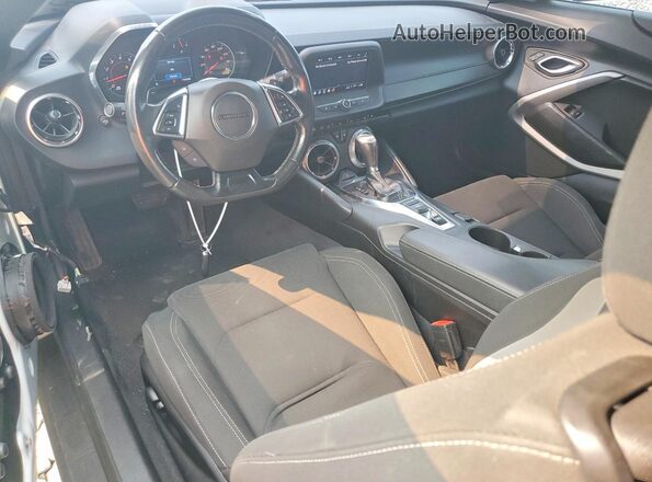 1G1FB3DX8P0142449 2023 CHEVROLET CAMARO Белый Вид панели приборов