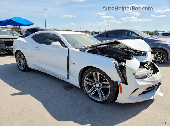 1G1FD1RS6H0133827 2017 CHEVROLET CAMARO Белый Передняя правая четверть