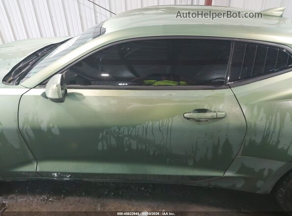 1G1FE1R75J0186517 2018 CHEVROLET CAMARO Green სალონის 360-გრადუსიანი ხედი