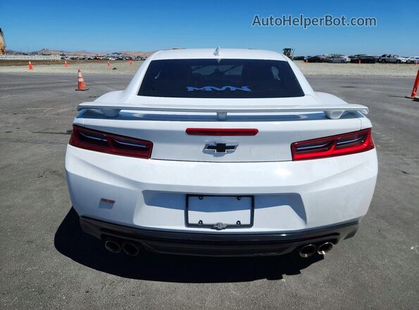 1G1FF1R75J0147827 2018 CHEVROLET CAMARO White უკანა ხედი