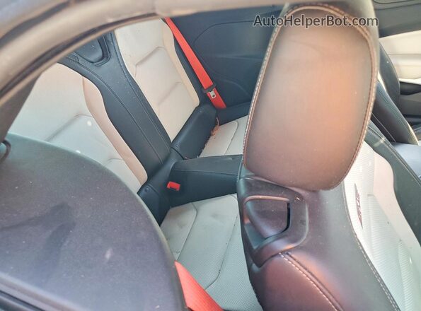 1G1FG3D70P0111827 2023 CHEVROLET CAMARO Burgundy Вид задніх сидінь