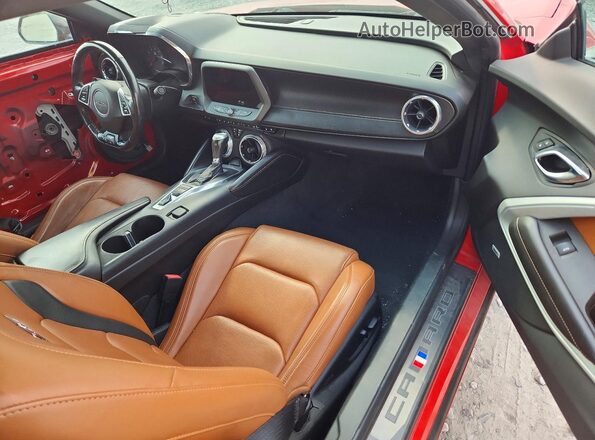 1G1FH1R78K0106975 2019 CHEVROLET CAMARO Красный Вид панели приборов
