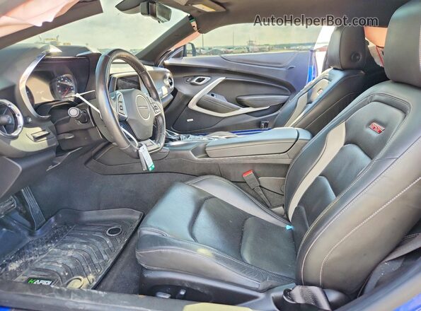 1G1FH1R79N0100560 2022 CHEVROLET CAMARO Blue Front interior view