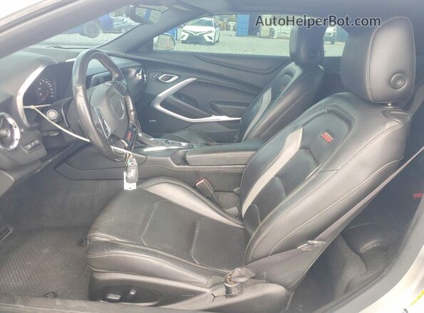 1G1FH3D72K0122897 2019 CHEVROLET CAMARO Gray Вид салону спереду