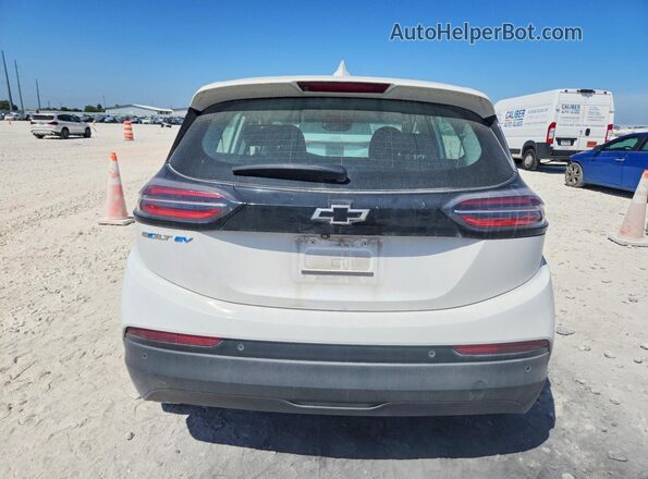 1G1FW6S01P4157296 2023 CHEVROLET BOLT Белый Вид сзади
