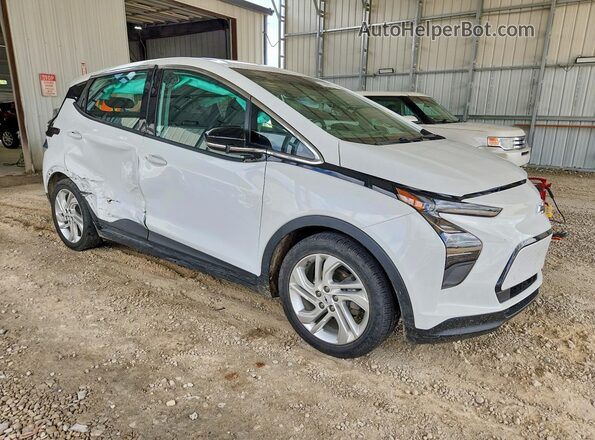 1G1FW6S09P4154923 2023 CHEVROLET BOLT Белый Передняя правая четверть