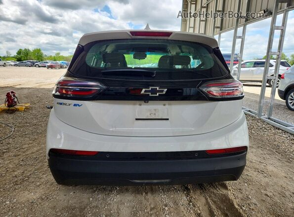 1G1FW6S09P4154923 2023 CHEVROLET BOLT Белый Вид сзади