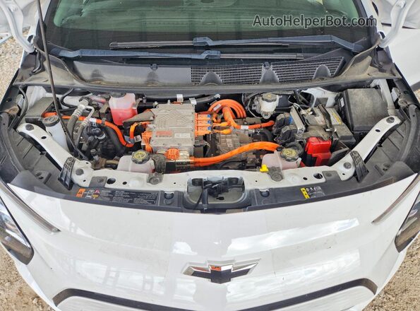 1G1FW6S09P4154923 2023 CHEVROLET BOLT Белый Вид подкапотного пространства