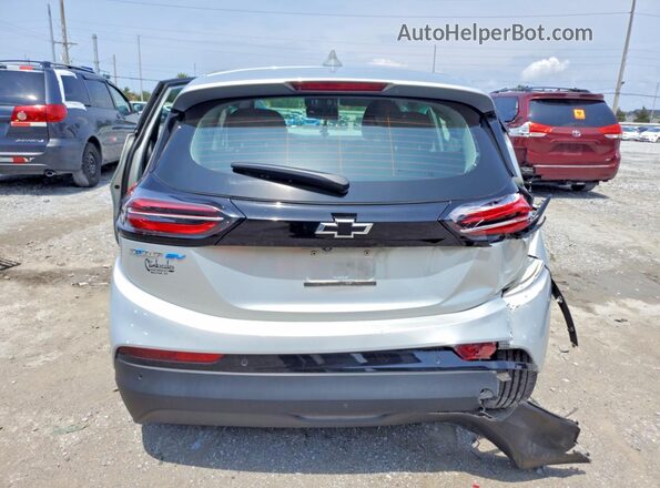 1G1FX6S00P4146352 2023 CHEVROLET BOLT Серебряный Вид сзади