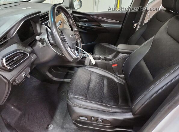 1G1FX6S02P4132422 2023 CHEVROLET BOLT White Вид салону спереду