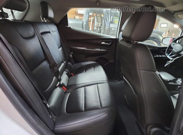 1G1FX6S02P4132422 2023 CHEVROLET BOLT White Вид задньої частини салону